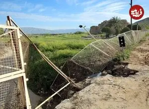 تخریب بخشی از حصار فلزی کاخ اردشیر بابکان فیروزآباد بر اثر سیلاب/به کاخ ساسانی آسیبی نرسید