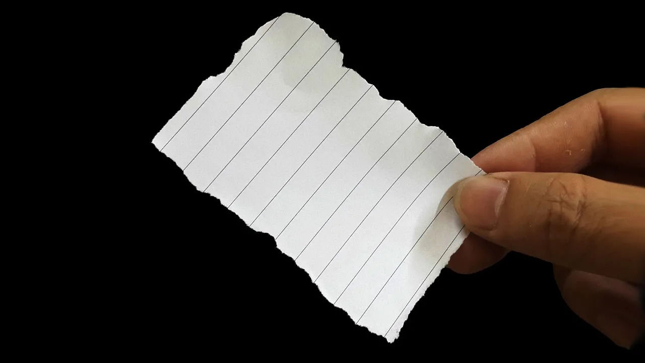 (ویدئو) نحوه اجرای یک شعبده ساده با کاغذ سفید به روش شعبده باز تایوانی