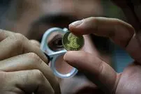 جدول| قیمت طلا، سکه، دلار و یورو امروز سه‌شنبه ۵ اسفند ۱۴۰۴/ سکه گران شد