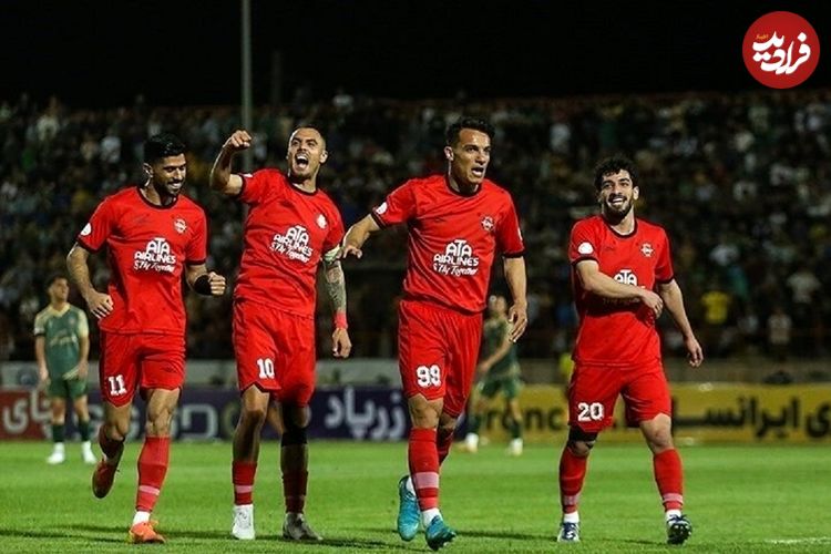 عکس؛ جام قهرمانی روی لوگو تراکتور افتاد