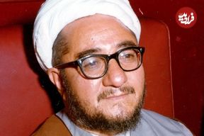 عکس| سفر در زمان؛ «محمدصادق خلخالی» در لباس سپاه و در جبهه؛ دهه 60