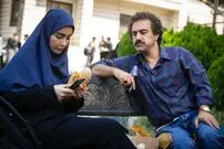 عکس| سفر به گذشته؛ «سارا معمولی و امیر جعفری» در پشت صحنه سریال پایتخت 7؛ سال 1403