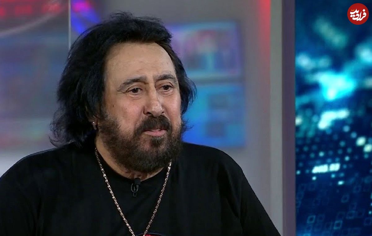 عکس؛ سفر در زمان؛ «شهرام شب پره و گروه اش در حال اجرا در تهران»؛ سال 55
