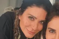 عکس| سفر زمان؛ چهره و ژست متفاوت «سحر دولتشاهی» در یک دورهمی تئاتری؛ سال 93