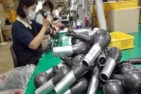 ببینید| فرآیند دیدنی تولید سشوار و اتو مو در کارخانه ای در کره جنوبی