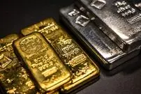 قیمت انس جهانی طلا، نقره و نفت امروز دوشنبه 5 مرداد 1405
