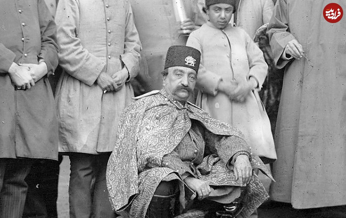عکس؛ سفر در زمان؛ «ناصرالدین‌شاه در کنار برادرش عبدالصمدمیرزا»؛ دهه 1260