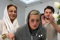 عکس| سفر زمان؛ «مونا بانکی پور» مادر دارا حیایی در حال قایق سواری در کیش؛ سال 97