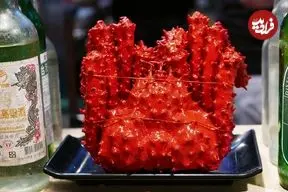 ببینید| غذای خیابانی در تایوان؛ شاه خرچنگ بخار پز شده با زنجبیل و پیازچه در تایپه