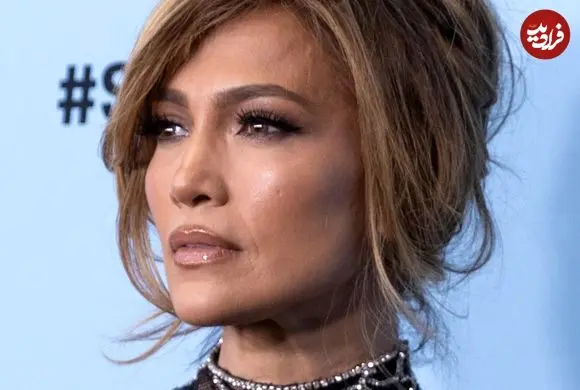 عکس| سفر در زمان؛ «جنیفر لوپز» در مراسم سالانه گلدن گلوب در کالیفرنیا؛ سال 1379