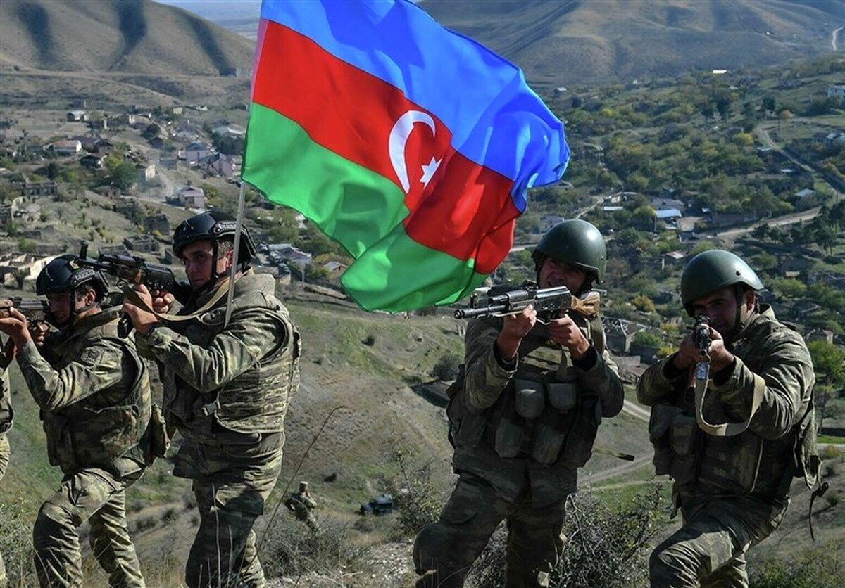 (ویدئو) تحرکات سنگین ارتش آذربایجان به سمت قره‌باغ و مناطق مرز ارمنستان