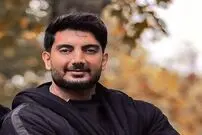 (ویدئو) واکنش فرزاد فرزین با دیدن عکس‌ها و استایل‌های قدیمی‌اش