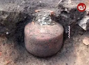 کشف قلک‌های ۱۸۰۰ساله مملو از سکه