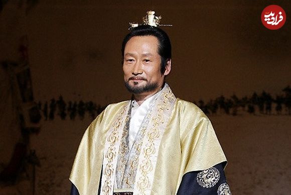 عکس| سفر زمان؛ «امپراتور موهیول» در حال ادای احترام به «سر خوک» در پشت‌صحنه «جومونگ 3»