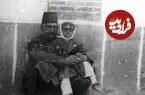 عکس| سفر زمان؛ «ملیجک، کودک محبوب ناصرالدین شاه» در بزرگسالی در کنار دخترانش