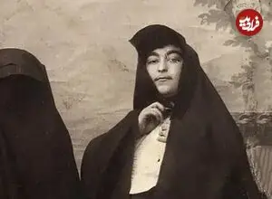 عکس| سفر زمان؛ ژست «تاج‌السلطنه، دختر ناصرالدین شاه» روی یک نیمکت در باغ