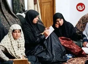 عکس‌های رنگی‌شده از ایران در دوران قاجار؛ از «مسجد رشت» تا «محفل زنانه»