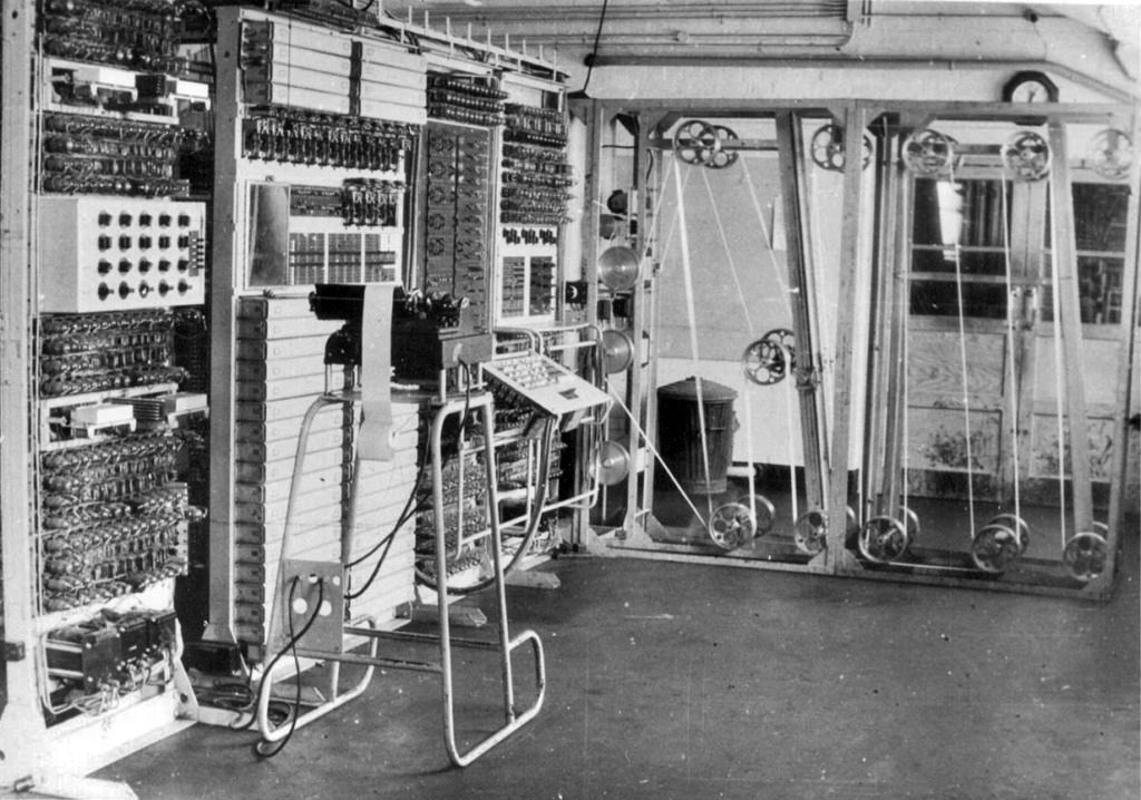 تصاویر دیده‌ نشده از «کلوسوس»؛ کامپیوتر رمزشکنی که باعث شکست آلمان نازی شد