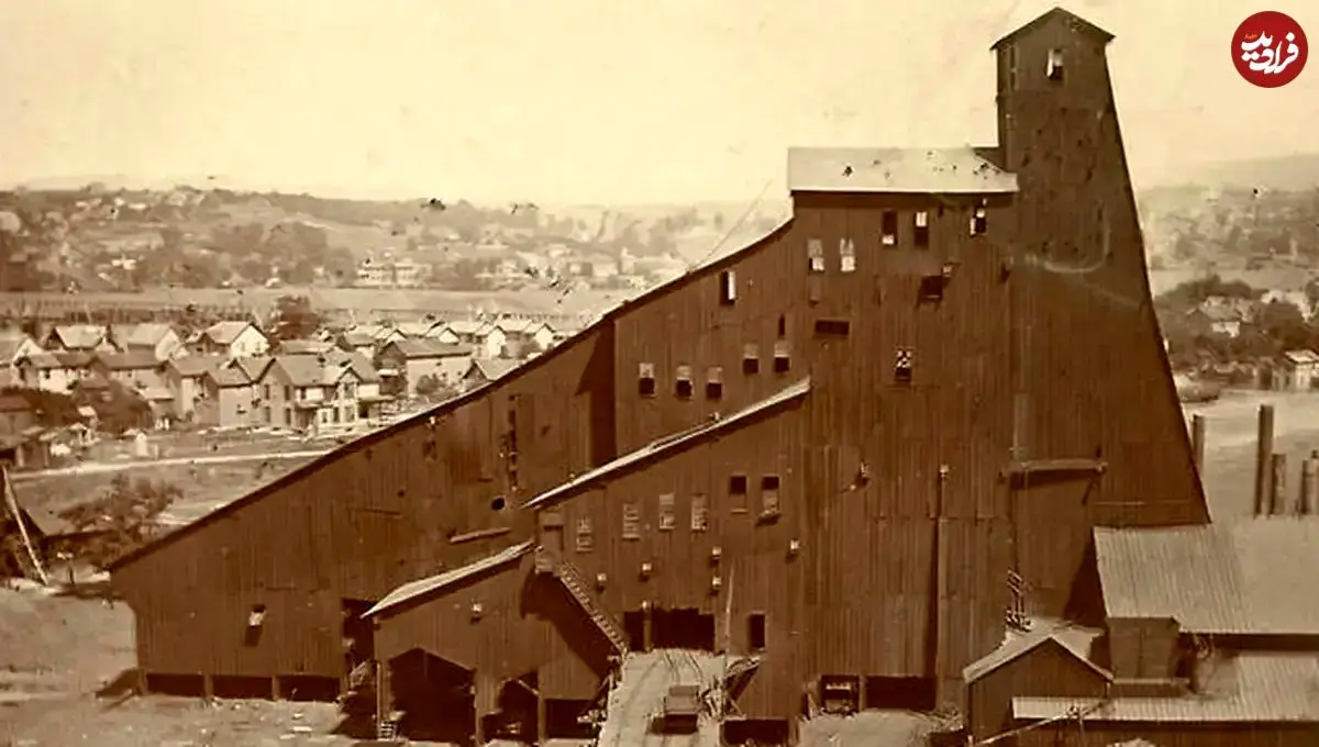 عکس؛ معماری جالب یک ساختمان عظیم چوبی