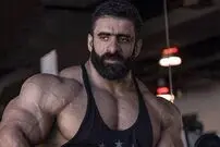 (عکس) ژست خاص هادی چوپان در کنار گرگ ایرانی!
