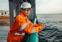 (ویدئو) اگه فکر می کنید کار در کشتی های اقیانوس پیما شغل باحالیه اینو حتما ببینید!