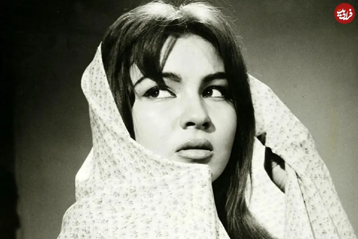 عکس| سفر در زمان؛ «سهیلا 19 ساله» در کنار «تقی ظهوری 51 ساله و ناصر ملک مطیعی 33 ساله»؛ سال 42