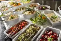 مثل آب خوردن این 10 مدل سالاد مجلسی و خوشمزه را آماده کنید
