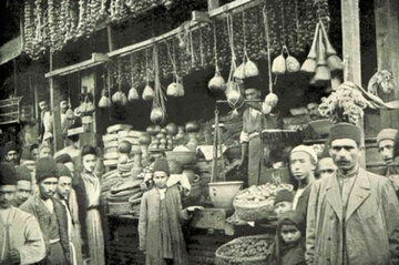 (عکس) سفر به ایران قدیم؛ عکسی نایاب از شیوه حمل جنازه در دوره قاجار