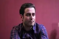 عکس| سفر زمان؛ «محمدعلی و آیناز» در کنار کارگردان در پشت‌صحنه سریال «آنام»