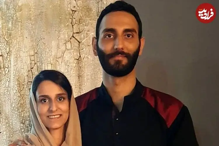 عکس| سفر در زمان؛ «فرهاد پسر مهران مدیری» در مراسم خاکسپاری عارف لرستانی؛ سال 96