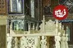 عکس| سفر به ایران قدیم؛ مظفرالدین شاه بر روی «تخت مرمر» در یک مراسم رسمی