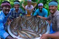 ببینید؛ غذای روستایی در هند؛ پخت یک غذای سنتی با ماهی مورل سرماری