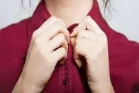 چرا دکمه‌های پیراهن مردانه و زنانه مخالف هم دوخته می‌شوند؟
