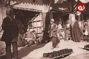 عکس| سفر به گذشته؛ مرد جوان در حال مصرف تریاک در یکی از روستاهای ایران؛ سال 1328