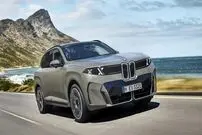 عکس| ۷۰۰ کیلومتر با یک شارژ؛ BMW از جاه‌طلبانه‌ترین شاسی‌بلند برقی خود رونمایی کرد