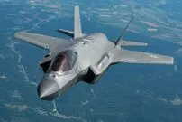 ببینید؛ روایت خلبان بازنشسته ارتش ایران: حتی با ۳۰۰ فروند F-35 هم نمی‌توان با آمریکا مقابله کرد چون...