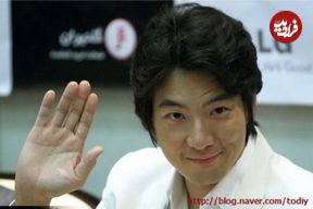 عکس| سفر به تاریخ؛ «جومونگ» در حال گرفتن «سکّه» از مدیران ایرانی؛ سال 88