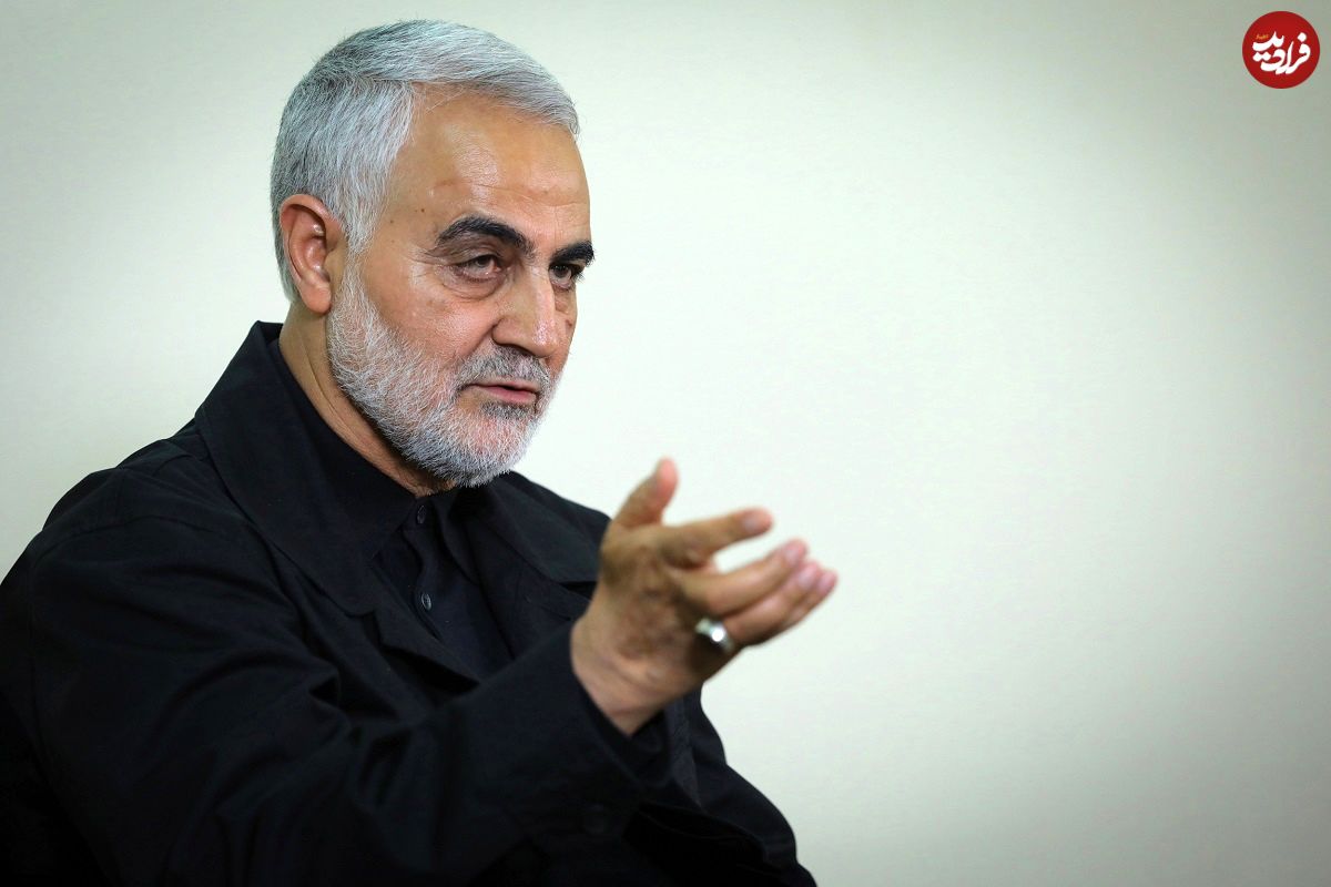 عکس؛ سفر در زمان؛ «سردار سلیمانی در حال گفتگوی خصوصی با محمدباقر قالیباف»؛ دهه 80