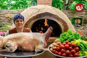 ببینید| غذای روستایی در آذربایجان؛ کباب کردن بره 15 کیلوگرمی در تنور گِلی