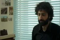 عکس| سفر در زمان؛ «هادی» سریال لحظه گرگ و میش با تیپ متفاوت؛ سال 1400