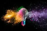 از «هیچ» تا «بی‌نهایت»؛ اگر یک «ذرۀ نور» را تقسیم کنیم چه اتفاقی می‌افتد؟