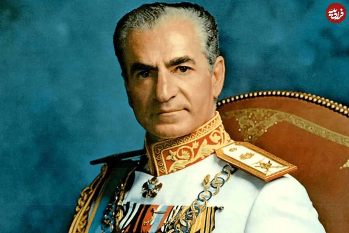 سفر در زمان؛ یادداشت‌های علم، دوشنبه ۱ آبان ۱۳۵۱: شاه گفت ما اعلام کرده بودیم که عین طیارات را بدون خلبان، برای تعلیم خلبانان ویتنام جنوبی می‌دهیم