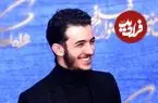 عکس| سفر زمان؛ تیپ خاص «علی شادمان» 7 سال قبل در نمایش «شاه ماهی»