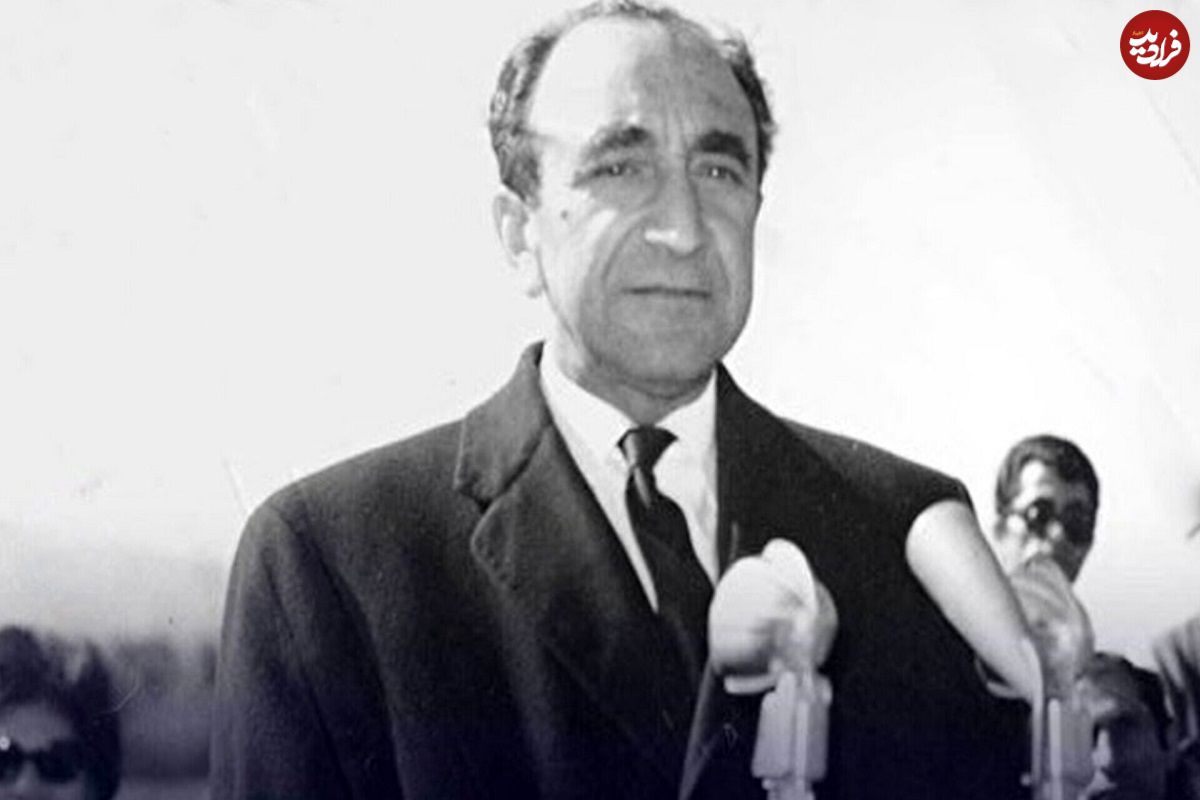 سفر در زمان؛ یادداشتهای علم، شنبه ۲۸ بهمن ۱۳۵۱: گاز ایران در سرخس به شوروی تحویل شود