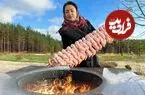 ببینید| غذای روستایی در اوکراین؛ پخت صد بال مرغ با آناناس و در تنور