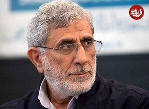 عکس؛ سفر در تاریخ؛ «سردار قاآنی» با سربند لا اله الا الله در جبهه؛ دهه 60