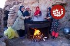 ببینید؛ غذای روستایی در افغانستان؛ پخت قابلی پلو با گوشت توسط یک خانواده افغان