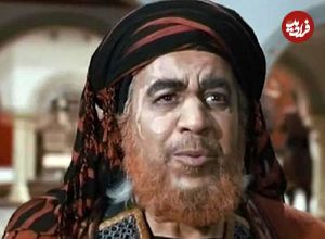 عکس؛ سفر در زمان؛ «شمر» سریال مختار در یک قهوه خانه سنتی؛ سال 1403