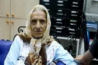 عکس| سفر زمان؛ «مهری مهرنیا» در 37 سالگی در پشت‌صحنه یک تئاتر؛ سال 1347