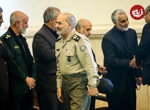عکس؛ سفر در زمان؛ «واعظی، محسن رضایی، سرلشکر سلامی و سردار سلیمانی» در یک مراسم ختم؛ دهه 90